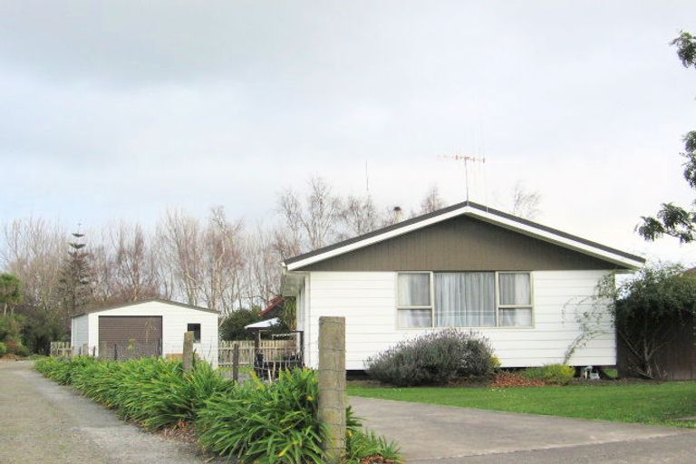 Photo of property in 98 Sherwill Street, Feilding, 4702