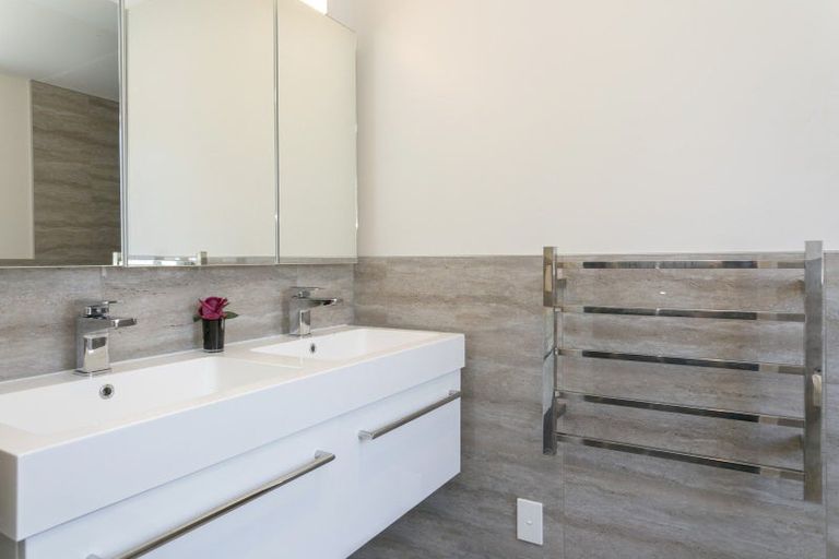 Photo of property in 72 Victory Drive, Wharewaka, Taupo, 3330