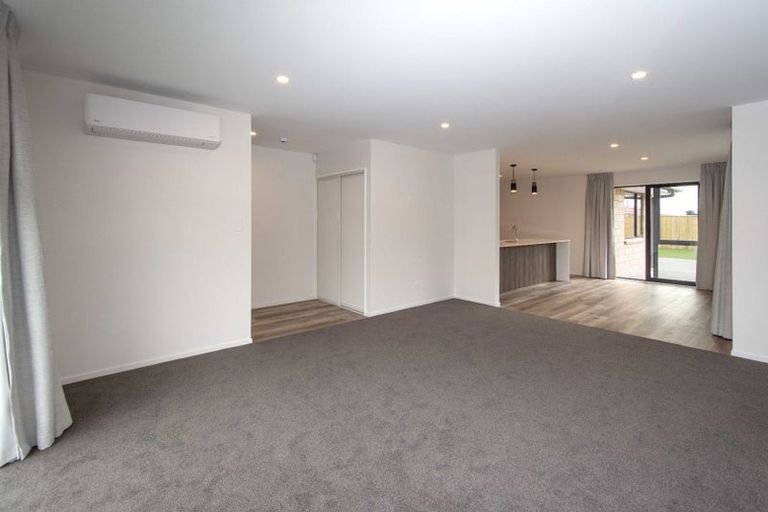 Photo of property in 13 Weaver Street, Woodend, 7691