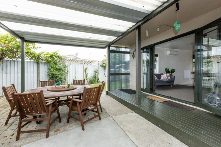 Photo of property in 1/42 Townshend Crescent, Greenmeadows, Napier, 4112