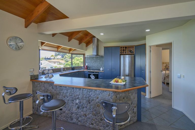 Photo of property in 5 Tirinui Crescent, Tairua, 3508