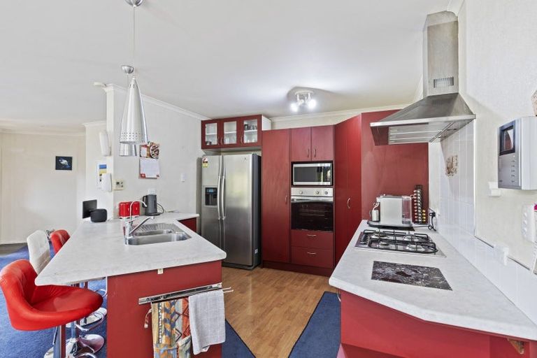 Photo of property in 8 Cyrus Street, Whalers Gate, New Plymouth, 4310