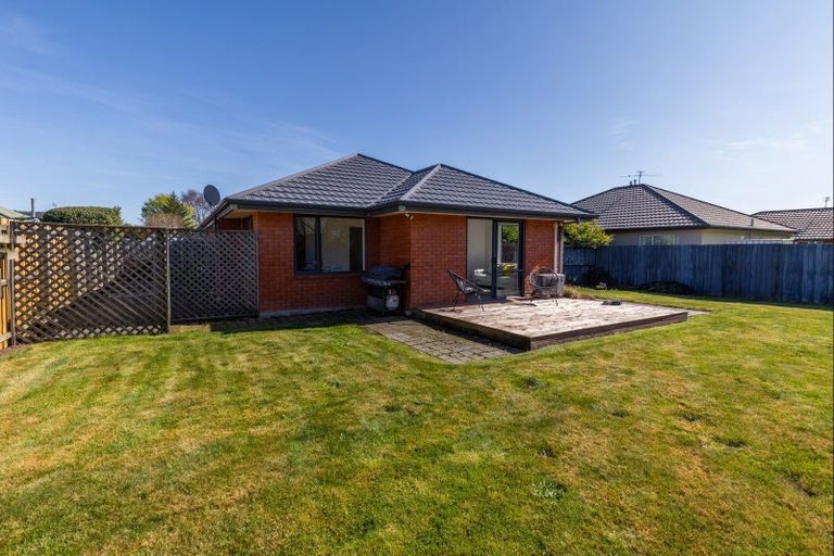 Photo of property in 17 Ballymena Drive, Belfast, Christchurch, 8051