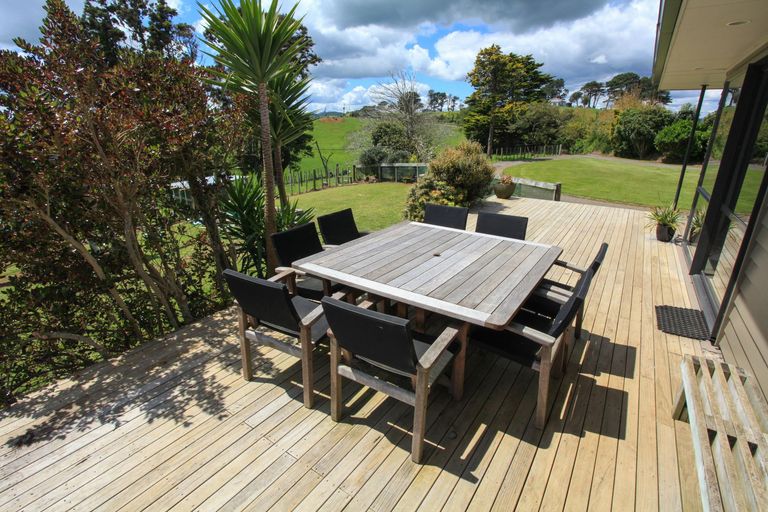 Photo of property in 154 Waimaori Road, Raglan, 3296
