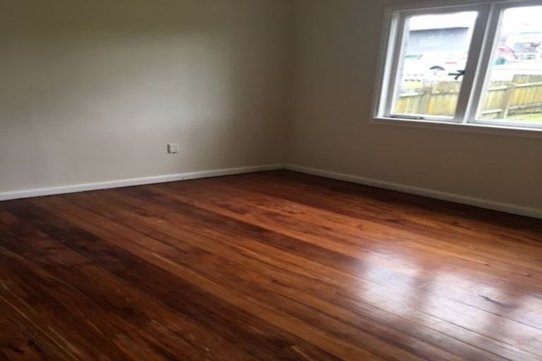 Photo of property in 2/72 Nile Road, Milford, Auckland, 0620