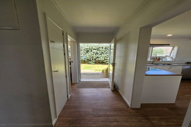 Photo of property in 30 Domain Street, Waiuku, 2123