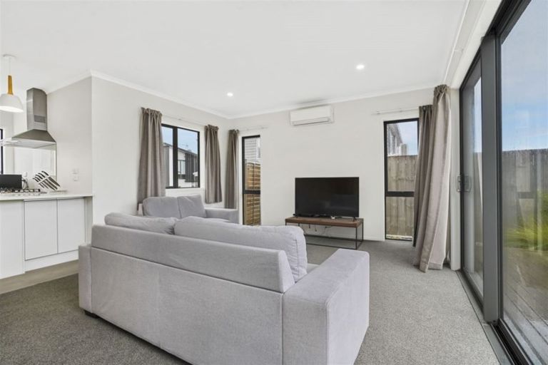 Photo of property in 12 Springside Court, Huntington, Hamilton, 3210