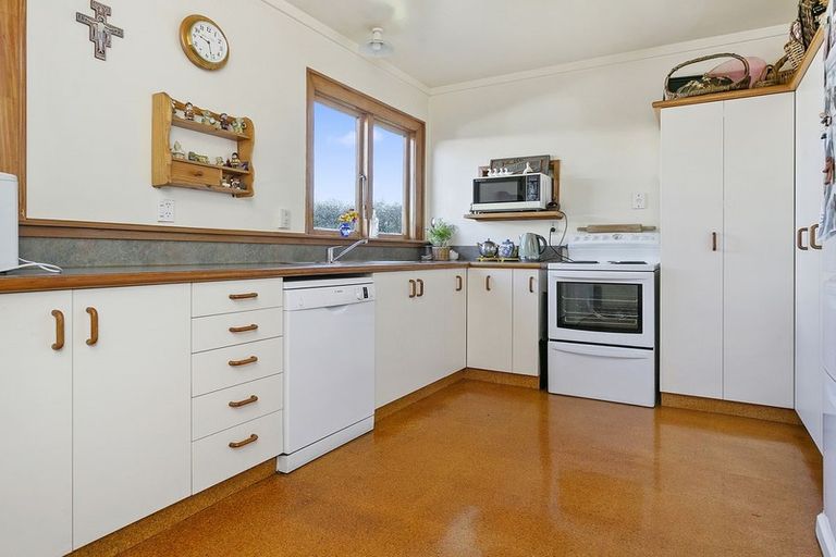 Photo of property in 92 Hall Street, Cambridge, 3434