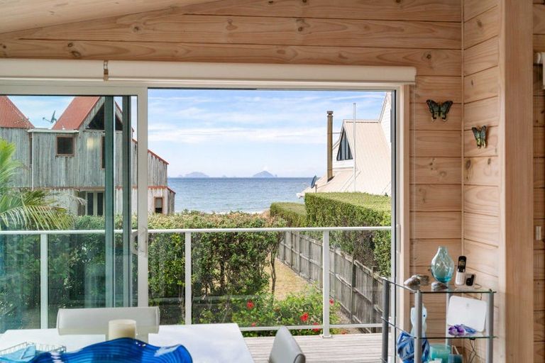 Photo of property in 28 Champion Place, Pauanui, Hikuai, 3579