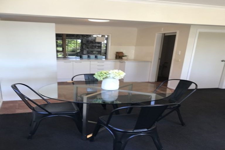 Photo of property in 2/113 Manuka Road, Bayview, Auckland, 0629