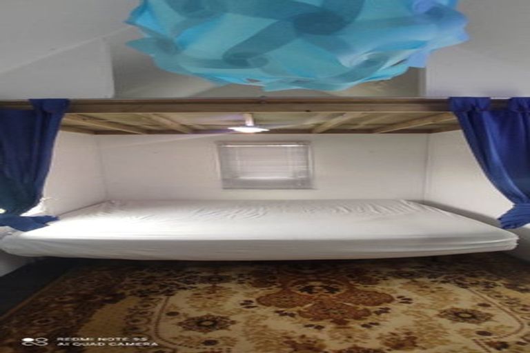 Photo of property in 212 Rangatira Road, Beach Haven, Auckland, 0626