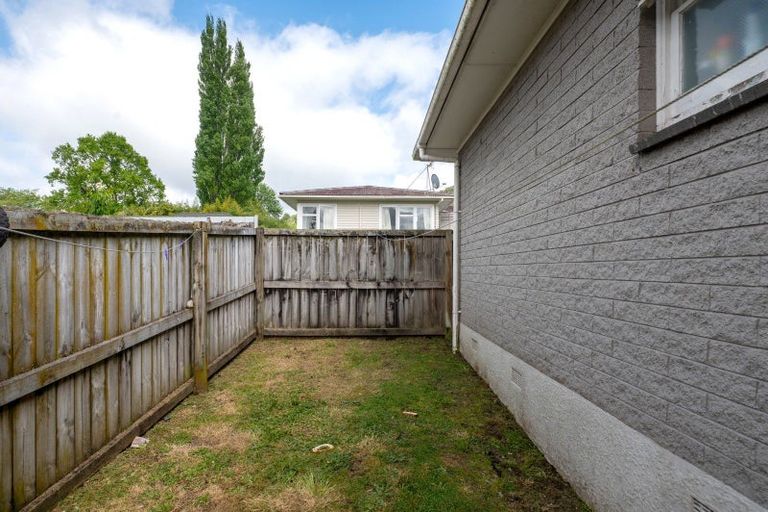 Photo of property in 56 Fairview Road, Western Heights, Rotorua, 3015