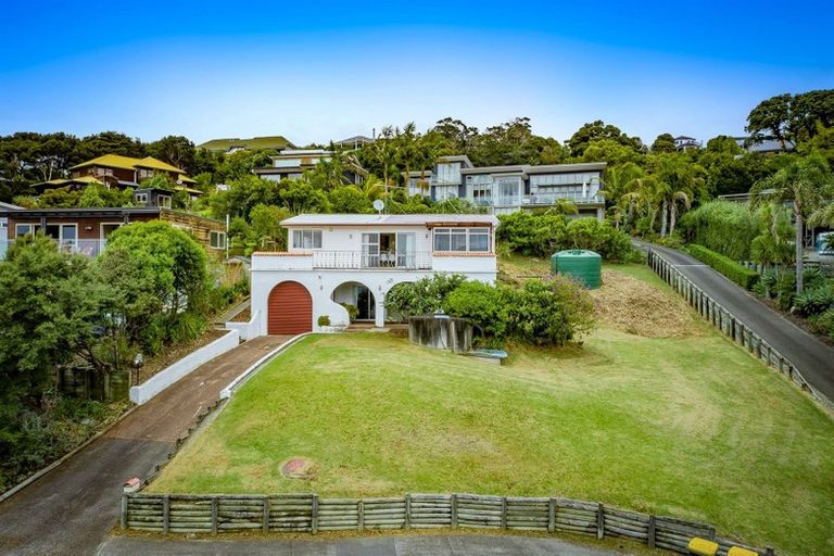 Photo of property in 70 Duncansby Road, Stanmore Bay, Whangaparaoa, 0932