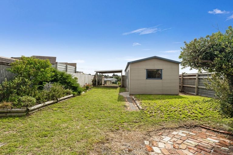 Photo of property in 5 Seafront Road, Castlecliff, Whanganui, 4501