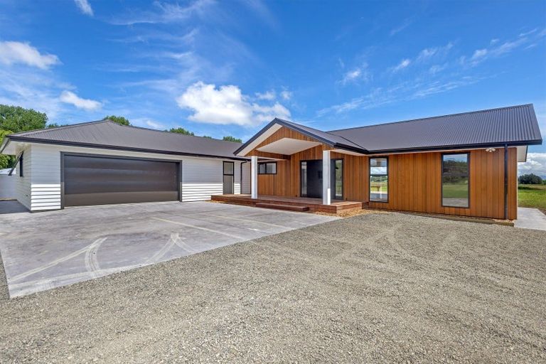 Photo of property in 584a Back Ormond Road, Makauri, 4071