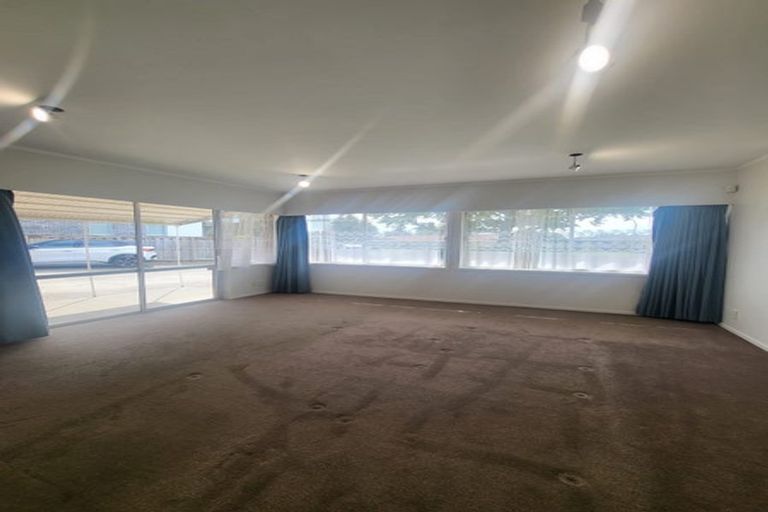 Photo of property in 5 Isola Place, Manukau, Auckland, 2025