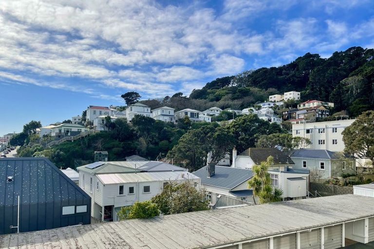 Photo of property in 11/4 Claremont Grove, Mount Victoria, Wellington, 6011