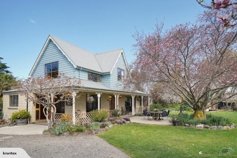 Photo of property in 45 Old Main Road North, Leithfield, Amberley, 7481