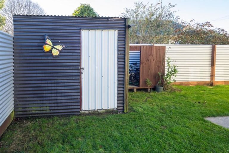 Photo of property in 132 Mcmurdo Street, Tinwald, Ashburton, 7700