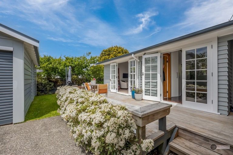 Photo of property in 24 Fitzherbert Street, Alicetown, Lower Hutt, 5010
