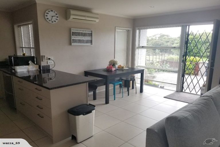 Photo of property in 33 Savona Drive, Flat Bush, Auckland, 2016