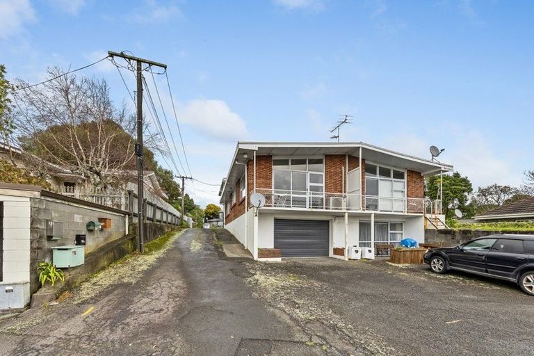 Photo of property in 37c Breakwater Road, Moturoa, New Plymouth, 4310