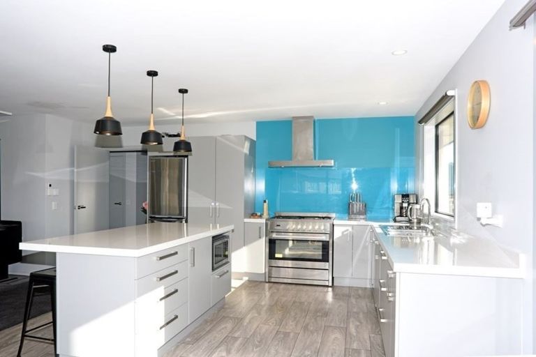 Photo of property in 28 Plunket Street, Omakau, 9376