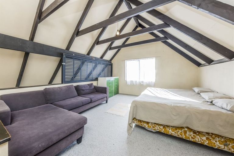 Photo of property in 2/5 Gloaming Place, Conifer Grove, Takanini, 2112