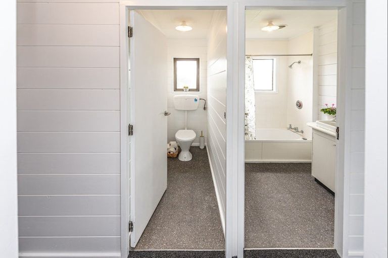 Photo of property in 7 Tainui Street, Castlecliff, Whanganui, 4501