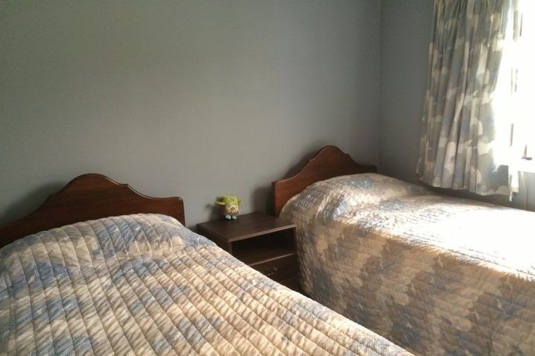 Photo of property in 8a Kuri Place, Wanaka, 9305