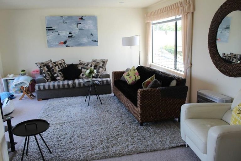 Photo of property in 2/18 Gillard Place, Eastern Beach, Auckland, 2012