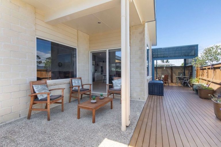 Photo of property in 10 Riverside Place, Katikati, 3129