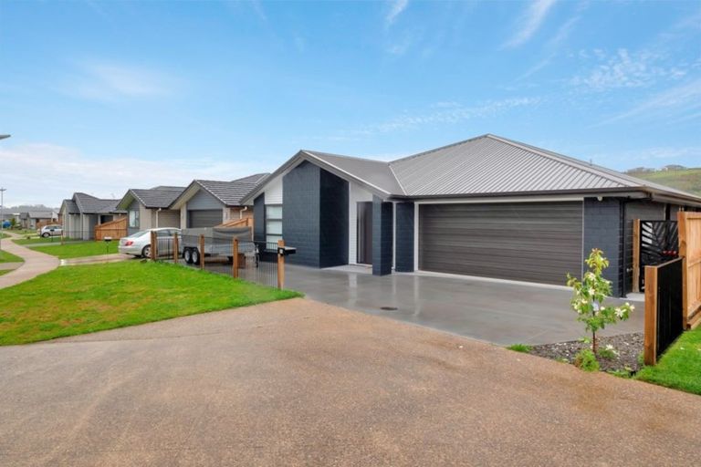Photo of property in 45 Awataha Crescent, Pyes Pa, Tauranga, 3110