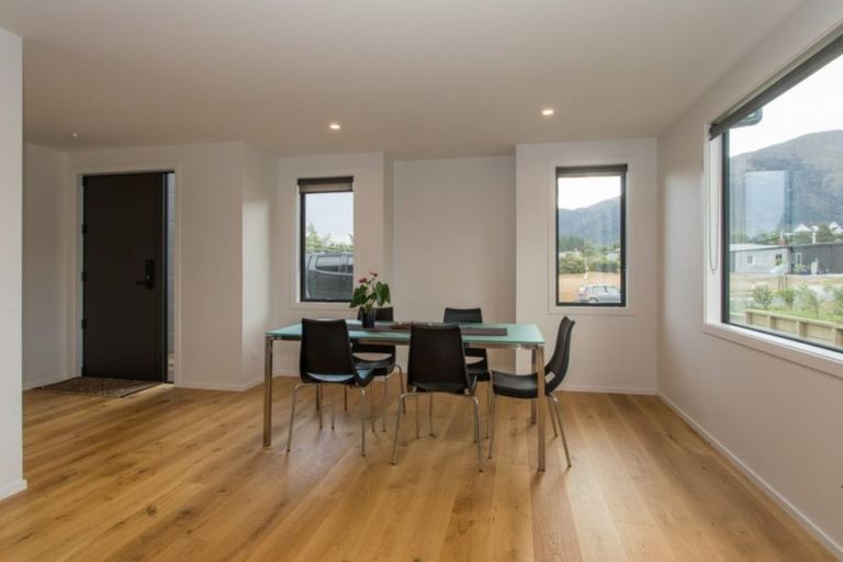 Photo of property in 16 Sarges Way, Lake Hawea, Wanaka, 9382