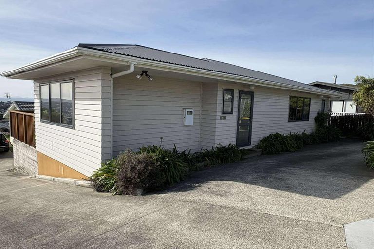 Photo of property in 4 Kekerenga Street, Strathmore Park, Wellington, 6022