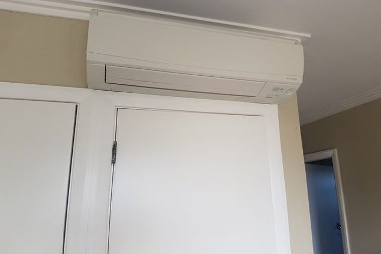 Photo of property in 23 Edwards Place, Terrace End, Palmerston North, 4410