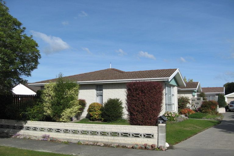 Photo of property in 9b Camrose Place, Ilam, Christchurch, 8041