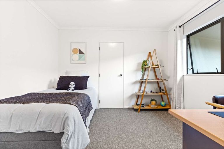 Photo of property in 16 Amberley Crescent, Bethlehem, Tauranga, 3110