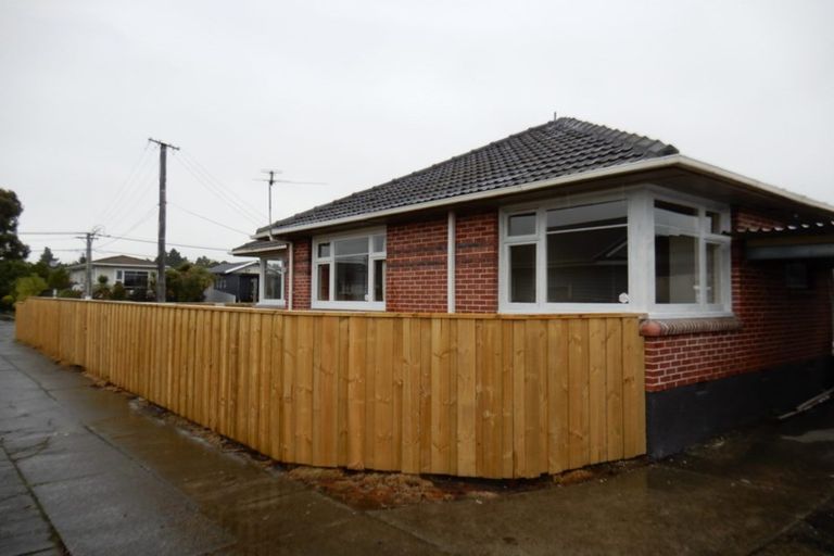 Photo of property in 120 Bowhill Road, New Brighton, Christchurch, 8083