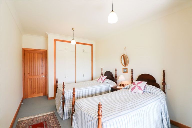 Photo of property in 32 Ribbonwood Road, Geraldine Downs, Geraldine, 7991