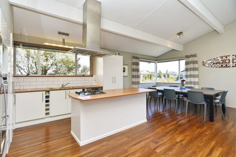 Photo of property in 28 Yellowstone Crescent, Burwood, Christchurch, 8083