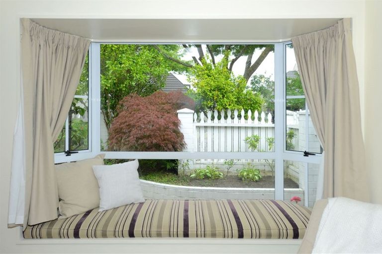 Photo of property in 3 Hatfield Place, Avonhead, Christchurch, 8042