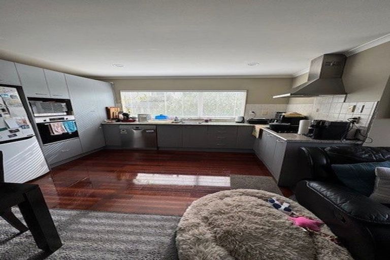 Photo of property in 54 Helvetia Drive, Browns Bay, Auckland, 0630