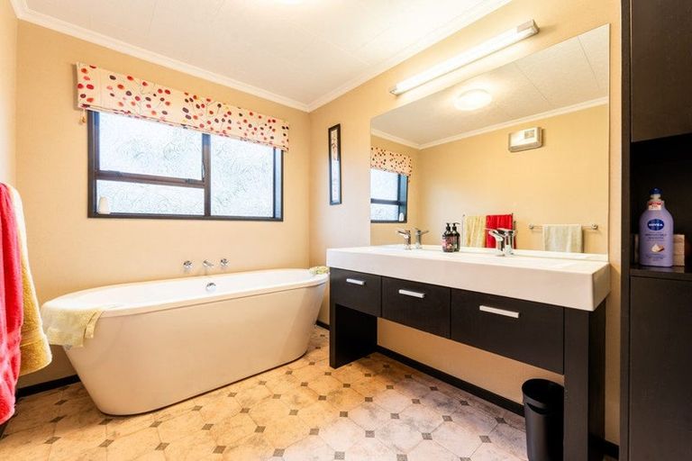 Photo of property in 27 Roxburgh Street, Glenwood, Timaru, 7910