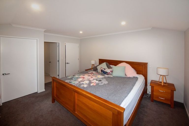 Photo of property in 227 Mark Avenue, Grenada Village, Wellington, 6037