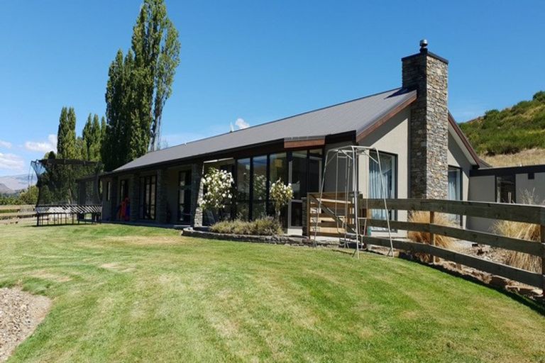 Photo of property in 97 Manuherikia Road, Alexandra, 9393