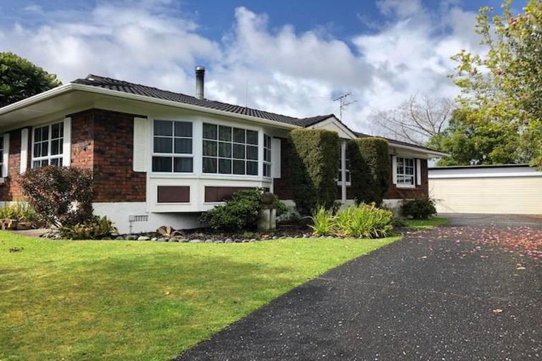 Photo of property in 11 Polandson Place, Opaheke, Papakura, 2113