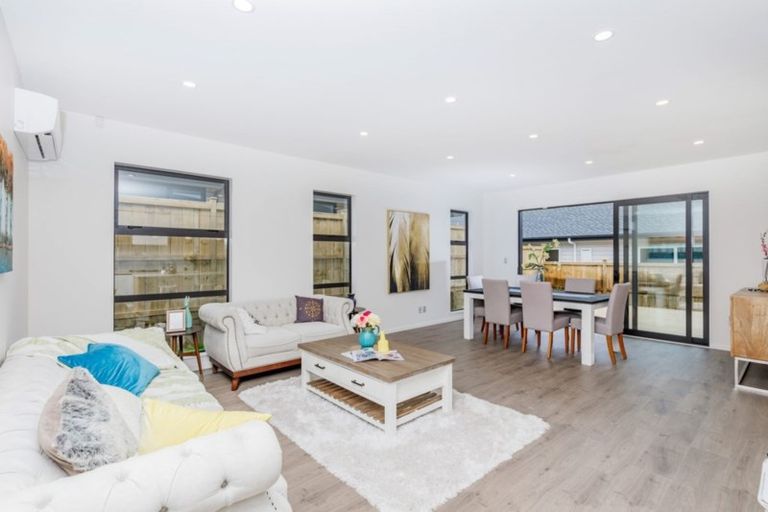 Photo of property in 89 Nobilo Road, Kumeu, 0810