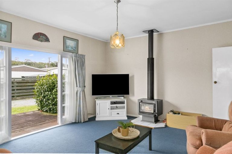 Photo of property in 1/6 Wellington Road, Wainuiomata, Lower Hutt, 5014