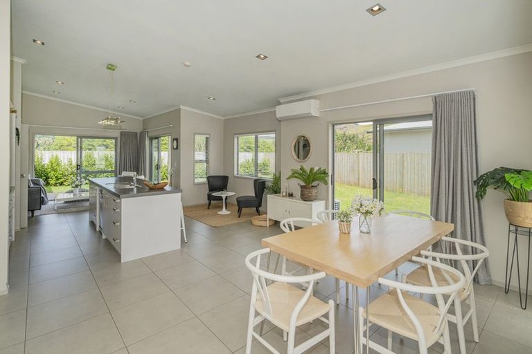 Photo of property in 23 Captain Wood Avenue, Whitianga, 3510